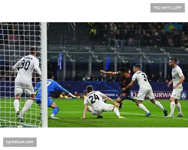 凯拉特一球小负国际米兰 虽败犹荣展现顽强斗志